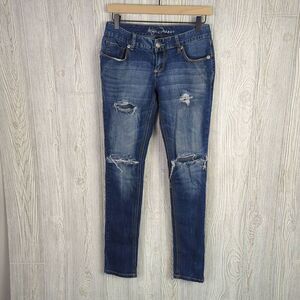 Ariya Jeans Women’s 3/4 Blue Denim Distressed Embroidered Skinny Jeans
